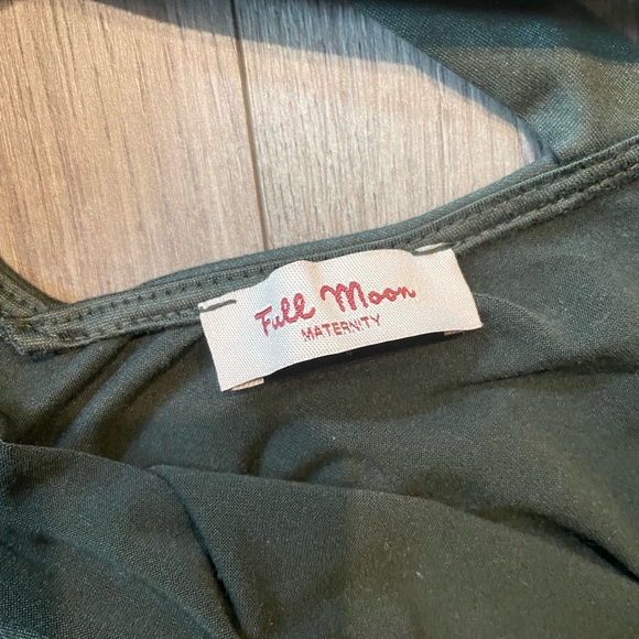 Olive green Maternity 2x with stripes in the back at the top - Picture 3 of 4